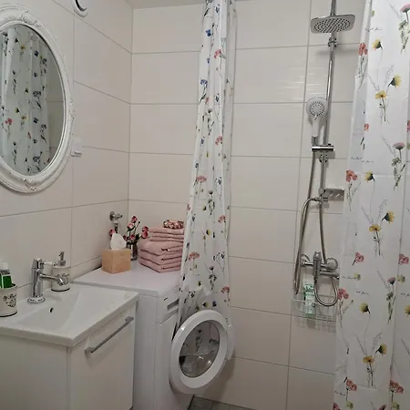 דירה Turu 15